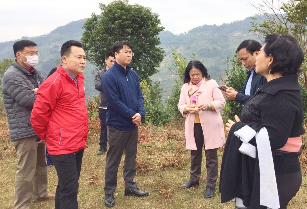 This image has an empty alt attribute; its file name is lang-hanh-phuc-Na-Hang-2-1024x698.jpg